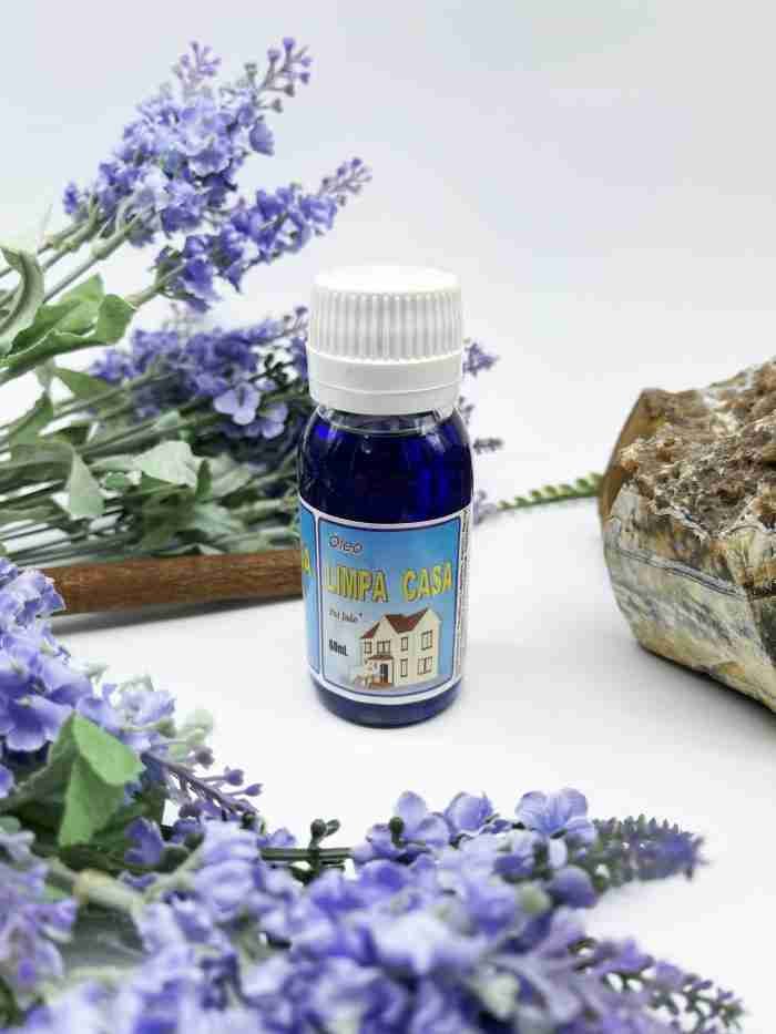 Aceite limpia casas