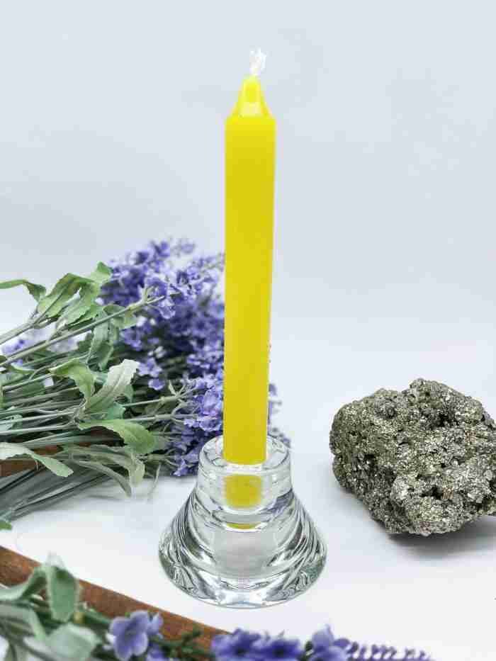 Vela bujía amarilla