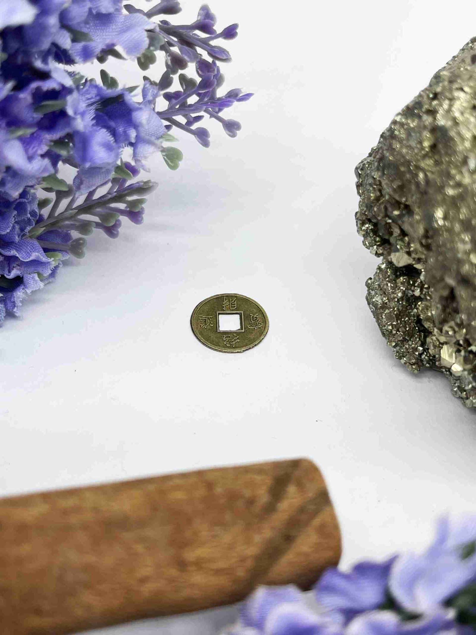 moneda china pequena scaled